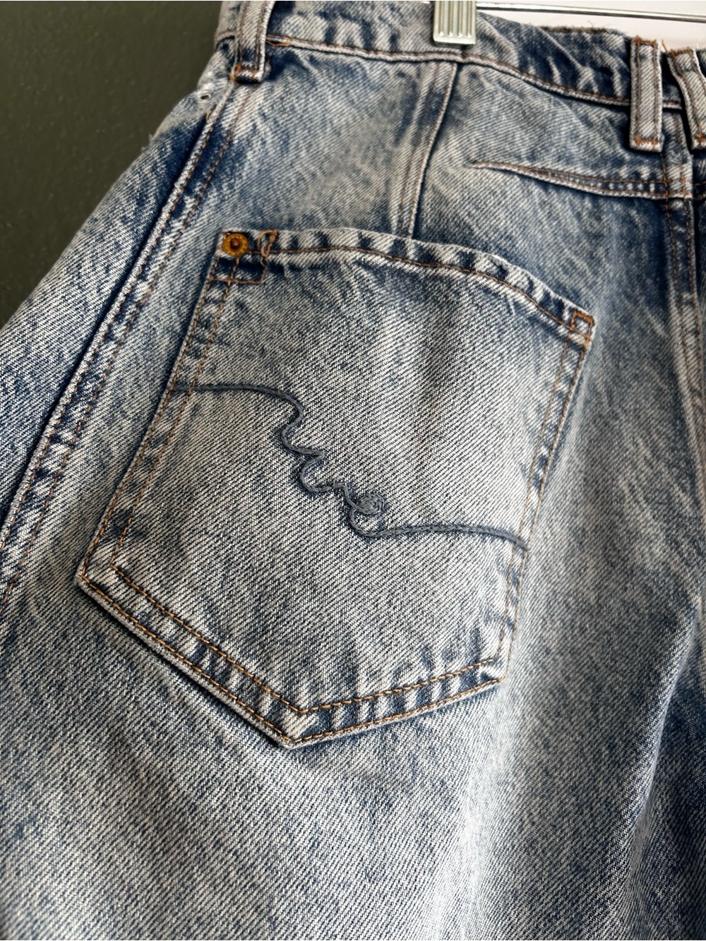 Free People x We The Free Good Luck Mid Rise Barrel Jeans - Picture 4 of 13